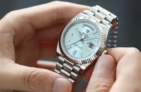 will rolex clean my watch|how to wind rolex datejust.